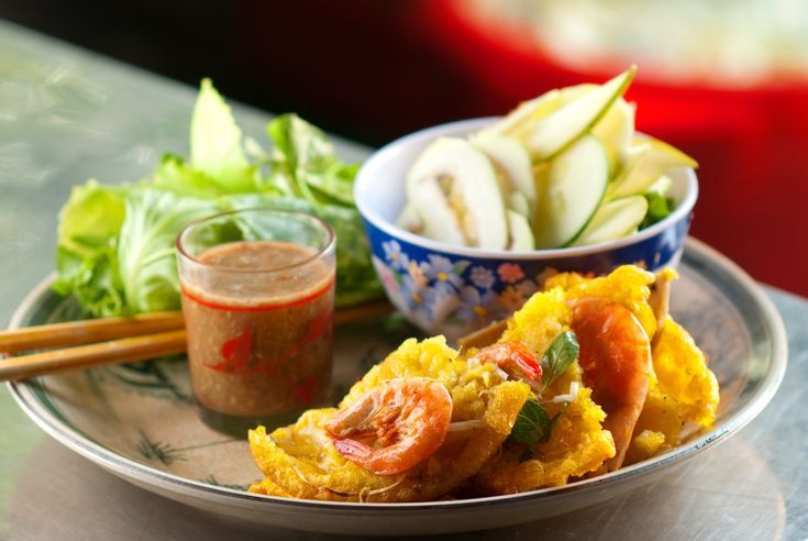 Hue pancake (banh khoai).jpg